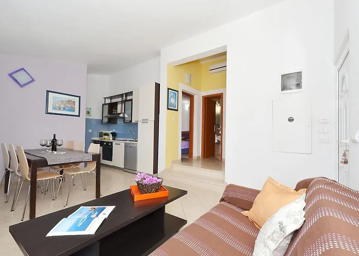 Marin * Трогір